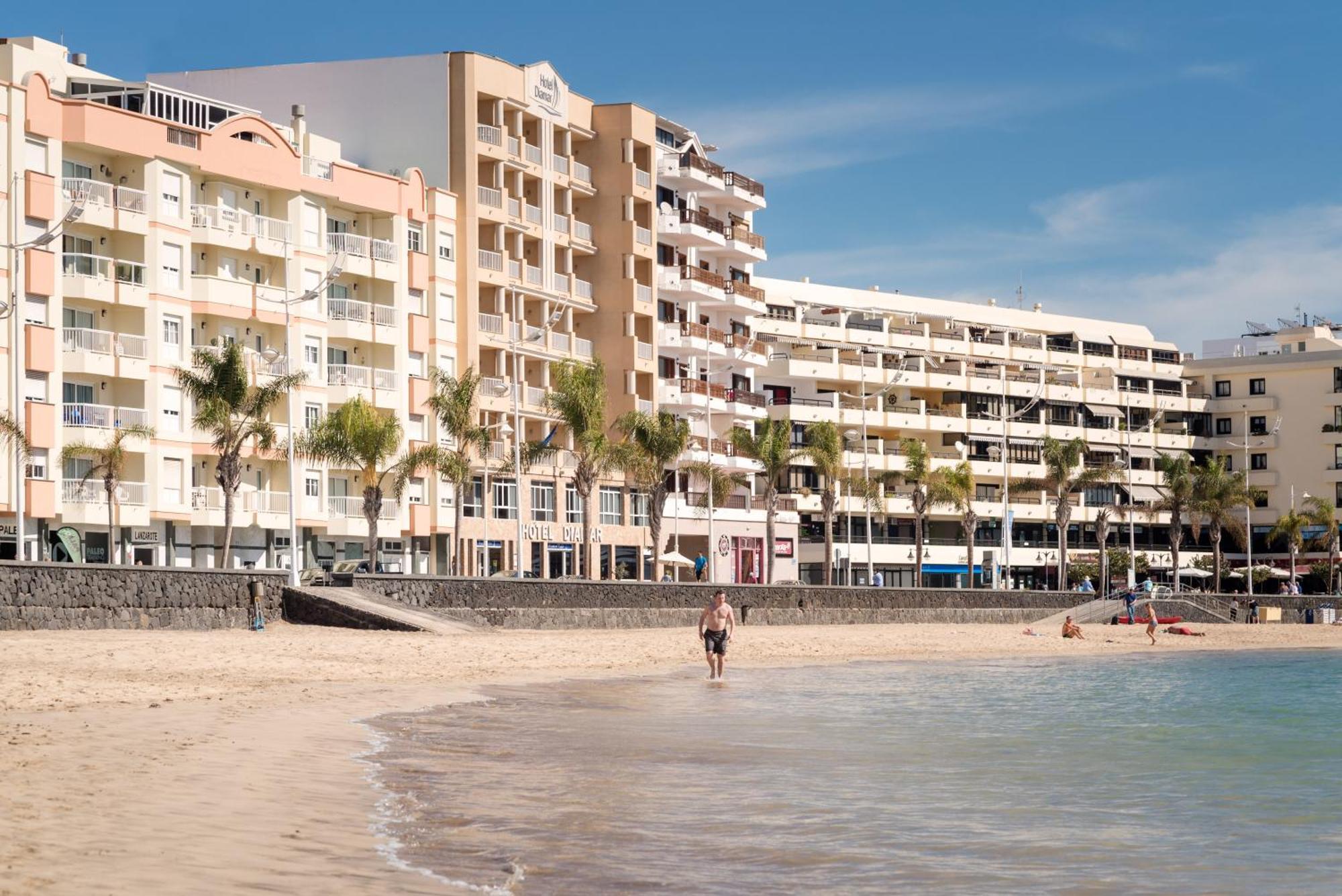 Hoteles de Playa en Arrecife: 5 Opciones cerca de San Ginés