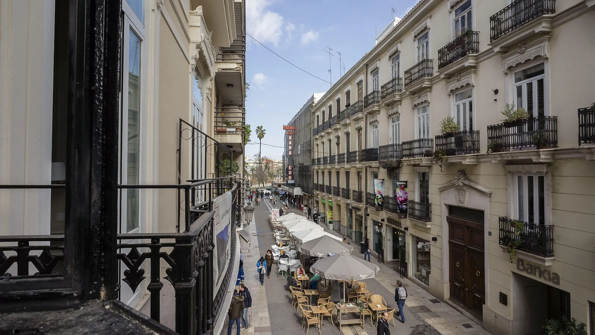 8 Hoteles Céntricos en Valencia que Vale la Pena Reservar