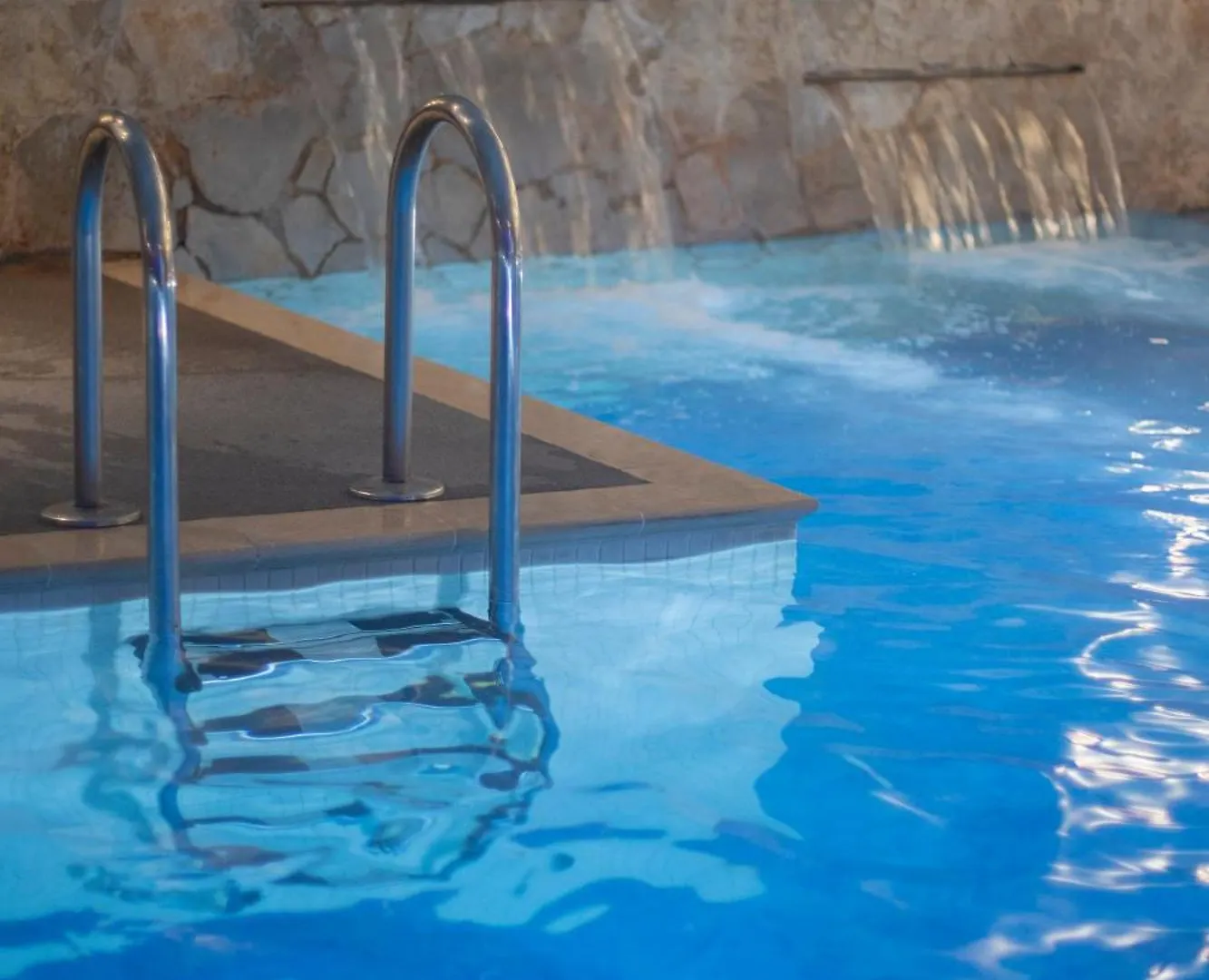 4 Resorts cerca del Aquadiver en Platja d'Aro que Merecen tu Estancia