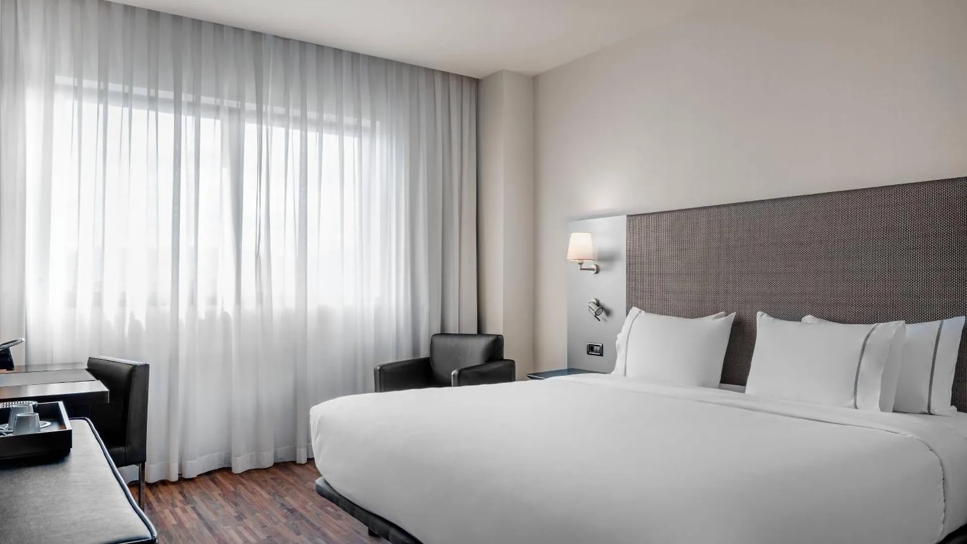 2 Hoteles de Diseño Excepcional Cerca del Paseo de Begoña en Gijón