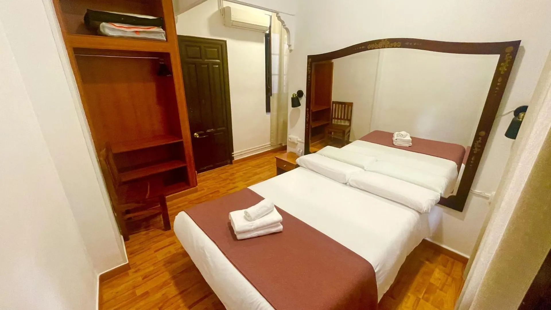 15 Hoteles Céntricos en el Centro de Granada Que Deberías Conocer