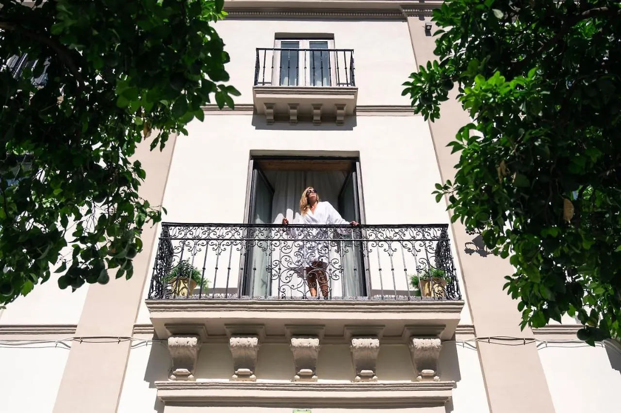 Dónde Alojarse en Familia: 12 Hoteles en el Centro Histórico de Sevilla