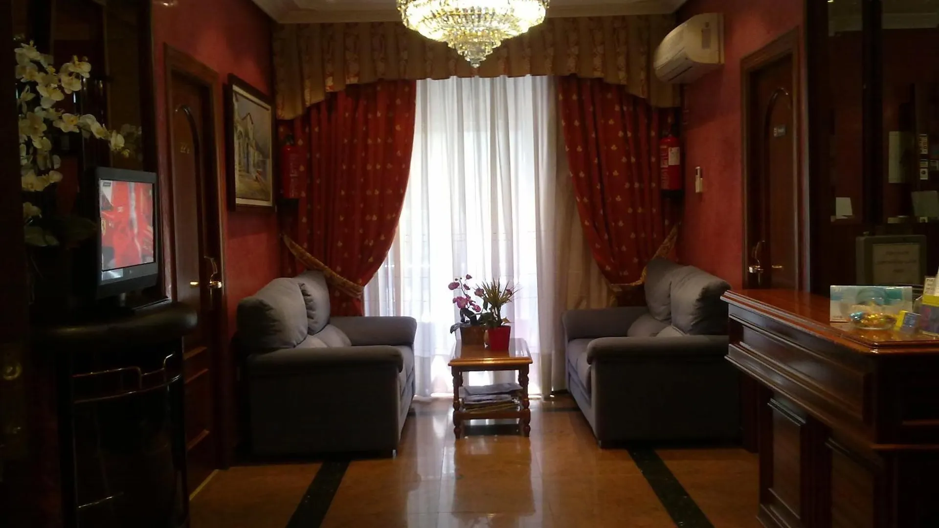 8 Hoteles Céntricos en Barrio de las Letras que Vale la Pena Reservar