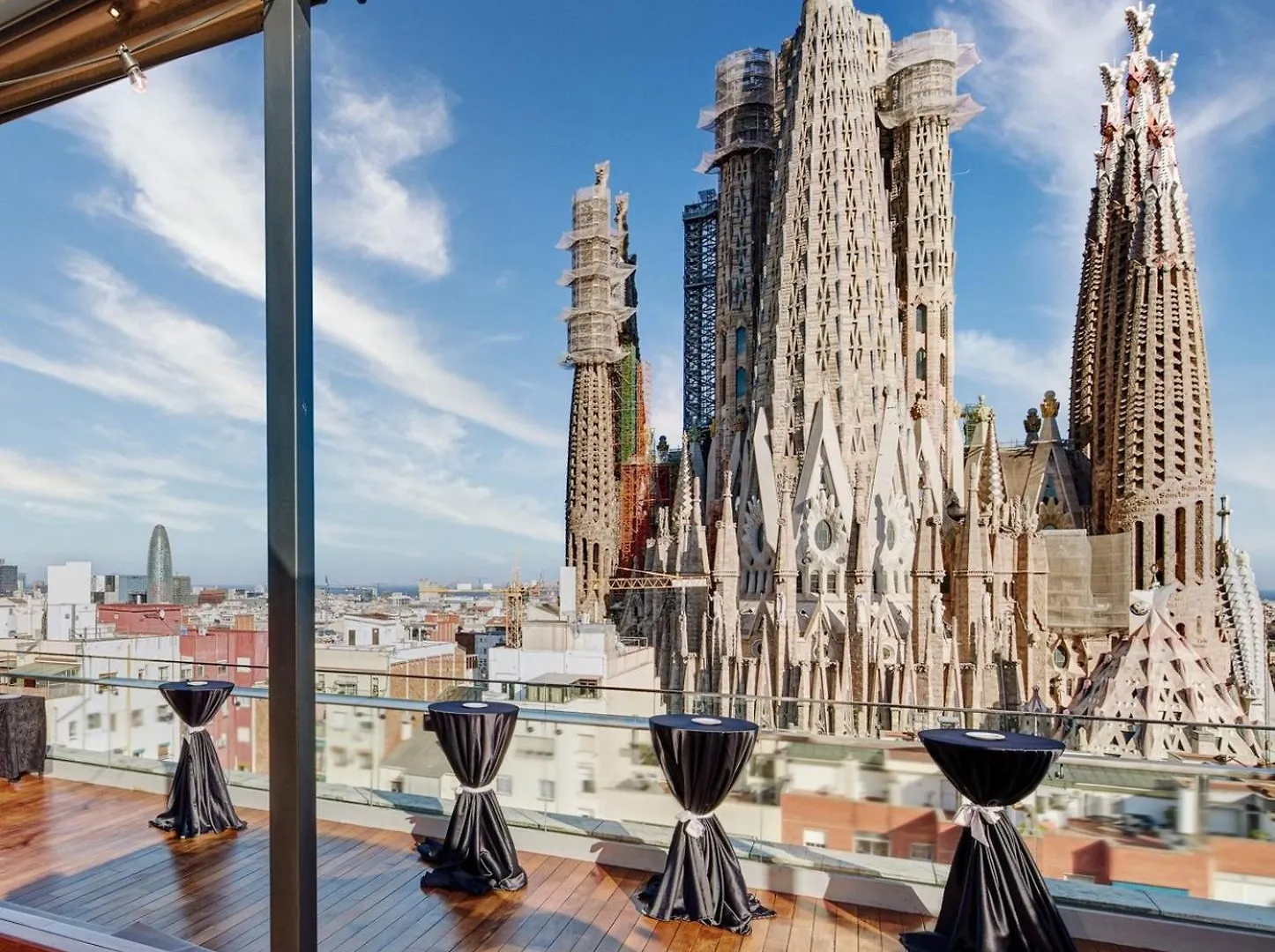 Cerca del Hospital de Sant Pau: 15 Hoteles Románticos Comparados