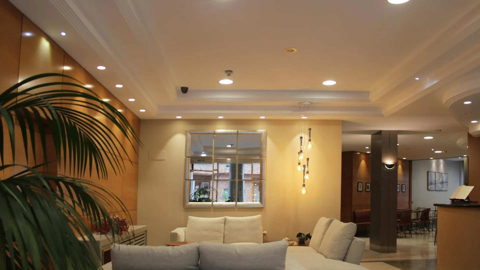 4 Hoteles Céntricos cerca del Ayuntamiento de Oviedo
