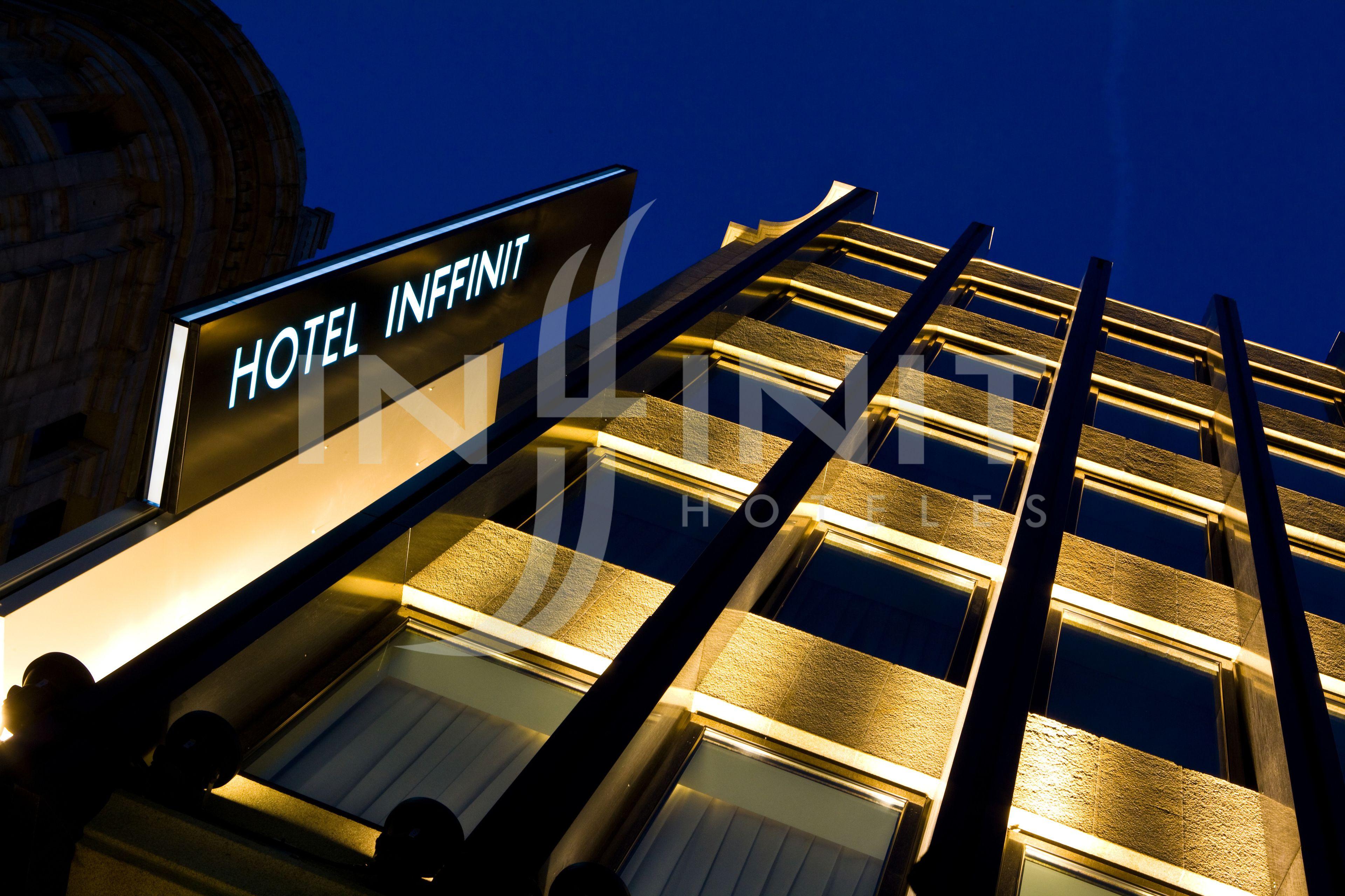 8 Hoteles Céntricos en Vigo cerca de Playa de Samil
